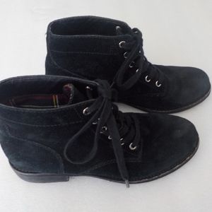 Sam Edelman Blk Suede Tie Low Heel Ankle Boot